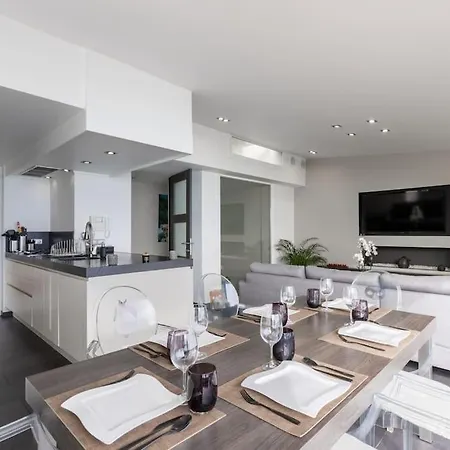 3 Bedrooms Duplex Penthouse - Monaco Border 2min Walking Distance *